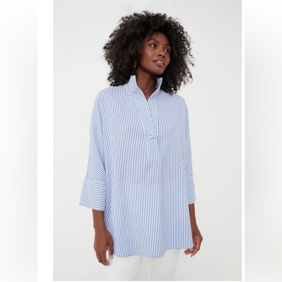Tuckernuck Willow Striped Blue Blouse Medium EUC - Picture 2 of 7